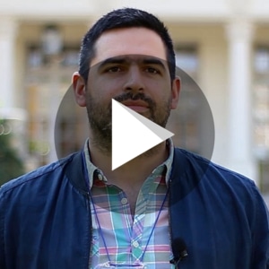 Estudiante MBA UChile Blended - usar para video testimonio - con ícono YT